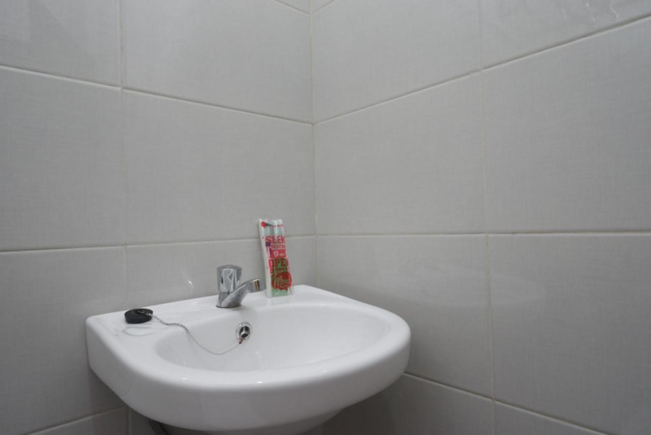 Reddoorz Near Kampus Ump Purwokerto 2 Hotel Sumbang Eksteriør billede